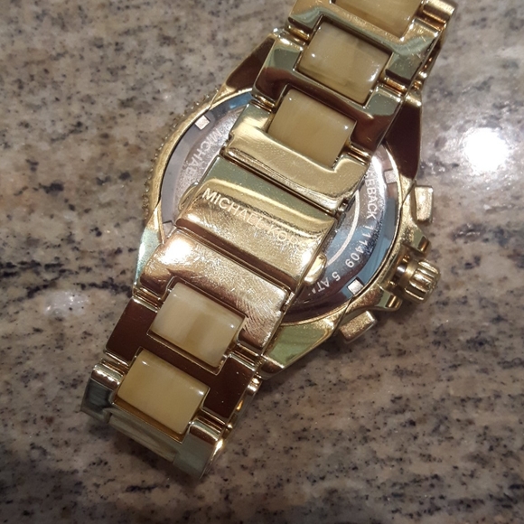 Michael Kors gold tone crystal watch - Picture 4 of 5